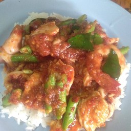 ข้าว ผัดพริกแกงรวมมิตร