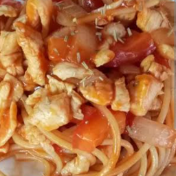 สปาเก็ตตี้ผัดซอสทะเล