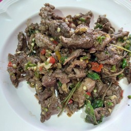ผัดกะเพราเนื้อ