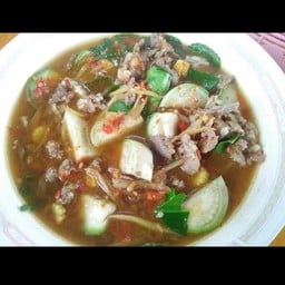 โอ๋ก๋วยจั๊บตีนไก่ แวะหน่อยอร่อยแน่