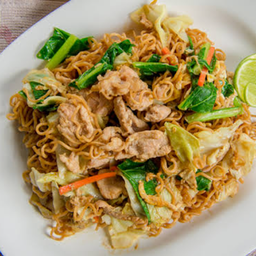 Fried instant noodles