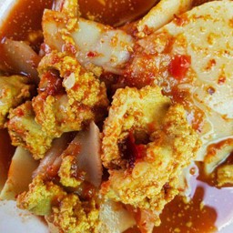 แกงส้มหน่อไม้ดองไข่ปลาสลิด