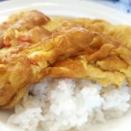 ข้าวไข่เจียว หมูสับ/กุ้ง