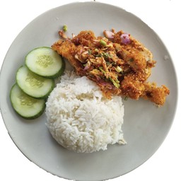 ข้าวยำไก่แซ่บ