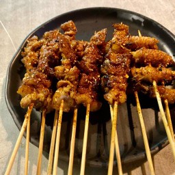 บาร์บ๋าข้าวหมูกรอบ หมูแดง by แม่จิ๊ก