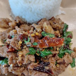 กะเพราโคขุนพริกแห้ง