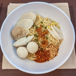 ก๋วยเตี๋ยวลูกชิ้นปลาต้มยำ Deli