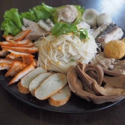 หมี่ซั่วรวมพล