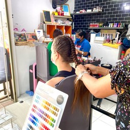 ร้าน น่านั่ง ช่าง ที่นี่ น่ารัก 