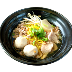 ก๋วยเตี๋ยวหมูรวมน้ำใส
