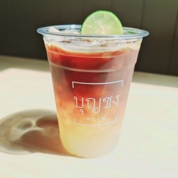 อเมริกาโน่น้ำผึ้งมะนาวเย็น