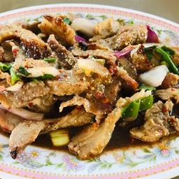 น้ำตกหมู