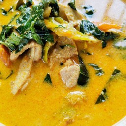 แกงไก่กะทิ พริกแกงใต้