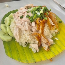ข้าวมันไก่ต้มผสมไก่ทอด ธรรมดา