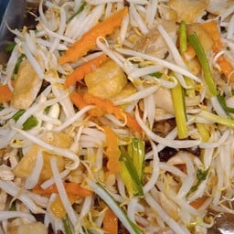 ผัดถั่วงอก (มังสวิรัติ)