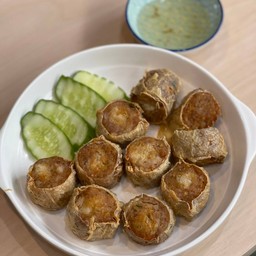 ฮ่อยจ้อปูทอด Deep frieg crab meat rolls