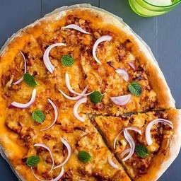Butter Chicken pizza