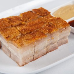 ชุดหมูกรอบ