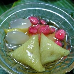 ข้าวต้ม ทับทิม ลูกชิด