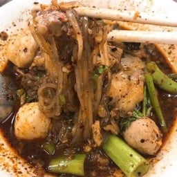 เส้นเล็กเนื้อธรรมดา