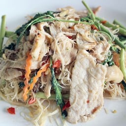 หมี่ผัดกระเฉด