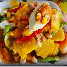 ตำข้าวโพดไข่เค็ม