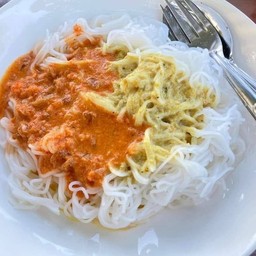 ขนมจีนน้ำยาปลา+น้ำพริกหวาน