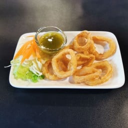 ปลาหมึกชุปแป้งทอด