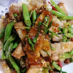 ผัดพริกแกง(เป็นกับ)