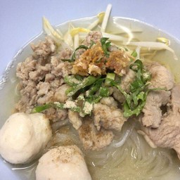 ก๋วยเตี๋ยวหมูน้ำใส
