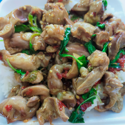 ข้าวกระเพราเครื่องใน