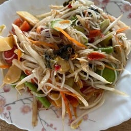 PKTลองชิม ตามสั่ง ก๋วยเตี๋ยว ส้มตำ Longchim