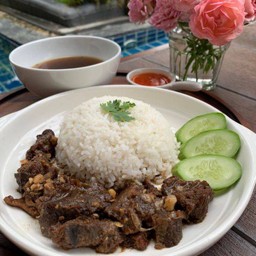 ข้าวเนื้อตุ๋น พร้อมน้ำซุป (Super Tender Beef with Rice)