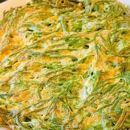 ข้าวไข่เจียวชะอม