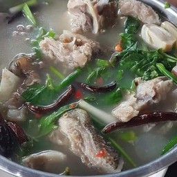 หัวปลาหม้อไฟ