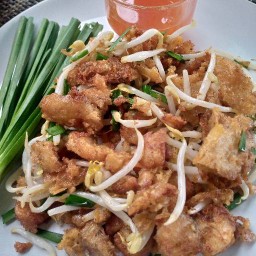ผัดไทย ยายพิน @โคกหล่อ ตรัง