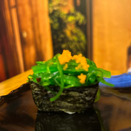 ซูชิยำสาหร่าย