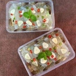 กุ้งแช่น้ำปลารสเด็ด(พร้อมน้ำจิ้มซีฟู้ด)