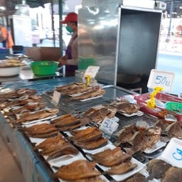 ตลาดนัดขจรวิทย์