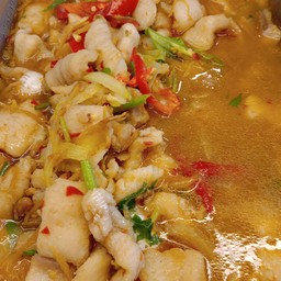 ปลาดอร์ลี่ผัดขิง (กับข้าว)