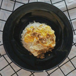 ข้าวไข่ระเบิดตู้มๆๆๆๆๆๆๆๆๆๆๆๆๆๆๆๆๆ (ใส่หมูสับ)