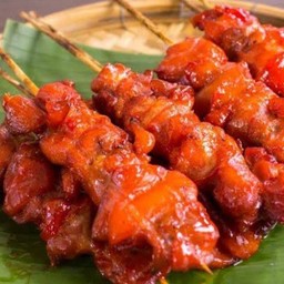 ข้าวเหนียวไก่ย่างแดง