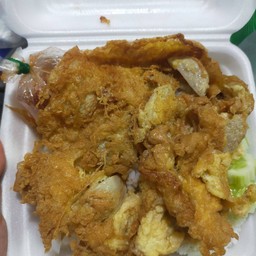 ข้าวไข่เจียวหมูยอ