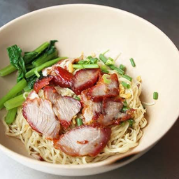 บะหมี่แห้งหมูแดง