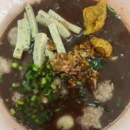 ก๋วยจั๊บหมูเด้งน้ำตก