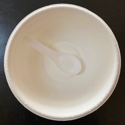 ชามกระดาษ พร้อมช้อนพลาสติก