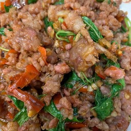 กระเพราหมูสับ(กับข้าว)