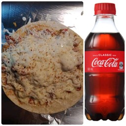 เคบับไก่ดับเบิ้ลชีส 2 ชิ้น แถม นำ้โค้ก 1 กระป๋อง