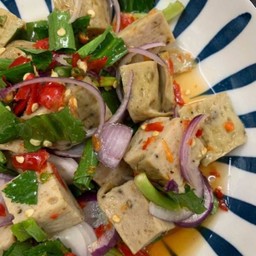 ยำหมูยอ