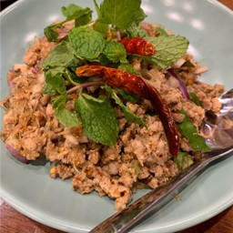 ลาบวุ้นเส้น